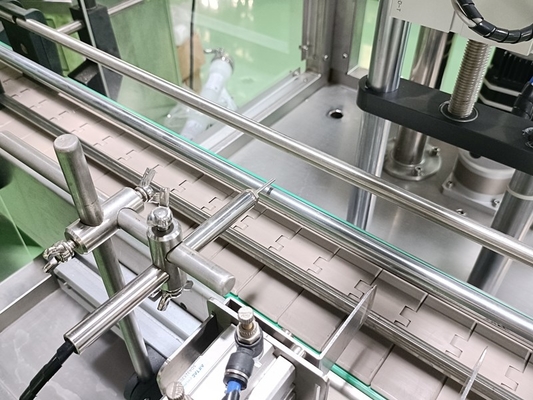Wear Resistant Bottle Filling Machine For Water Oil Cream Cosmetic And Paste Products