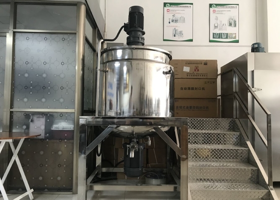 Sus304 Liquid Soap Detergent Cosmetic Mixing Machine 100-5000L Stirring Tank