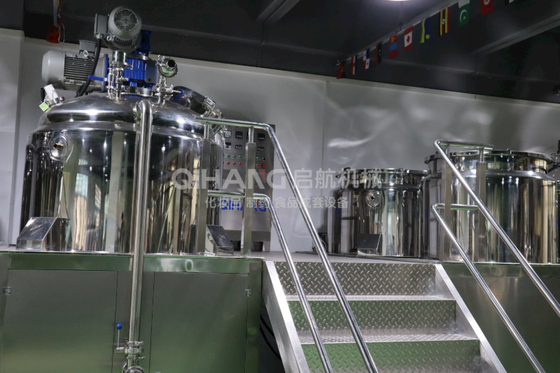 220V / 380V Body Lotion Making Machine Electrical Industrial Homogenizer/China cosmetic mixing equipment distributor