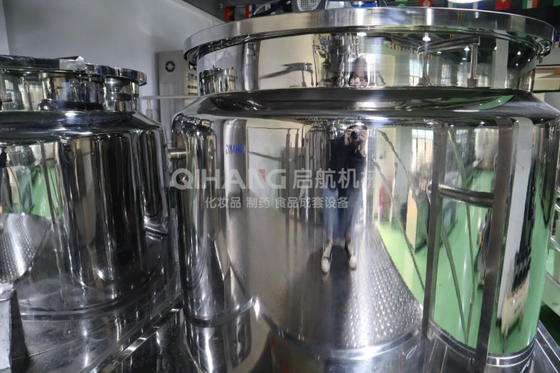 Fixed Homogenizing Shampoo Emulsifier / Cosmetic Making Machine SUS304 / 316 Material High Productivity